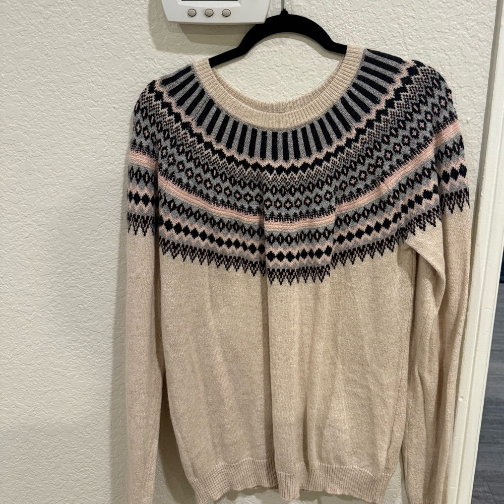 Cream color H&M sweater